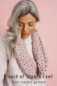 crochet touch of Alpaca cowl in blush - spring-summer free crochet patterns roundup