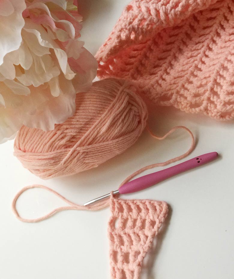 Treble Crochet Tutorial - simple treble crochet lace tutorial, step-by-step crochet stitch photo tutorial by craft-mart #crochet101 #crochet4beginners #crochetutorial #treblecrochettutorial #simplecrochetstitches