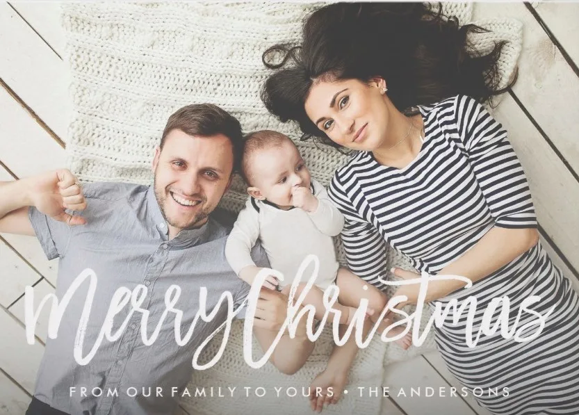 Family Portrait Photos - Christmas Cards Ideas to Cheer Up your Family and Friends