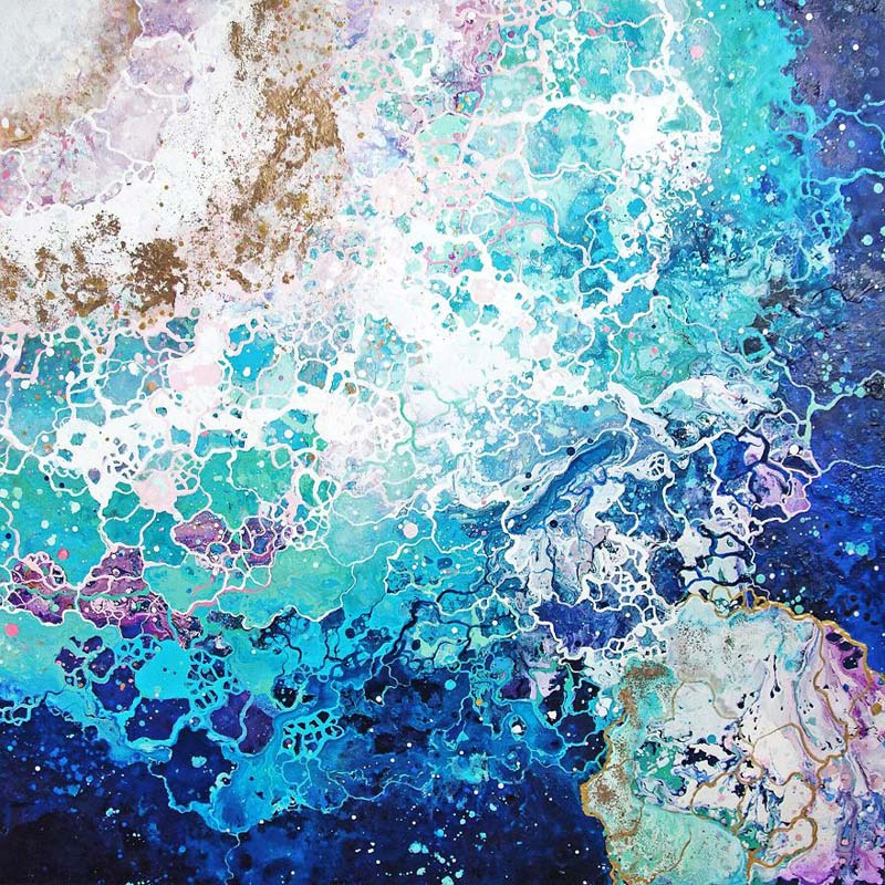 Spotlight on Artist by craft-mart.com: Emma Lindstrom #emma lindström #emmalindstrom #acrylicpouring #acrylicpouringtechnique #acrylicpouringart #acrylicpourpainting #mixedmediaart #fluidacrylicpouring #acrylicpouringtechniques #abstractart