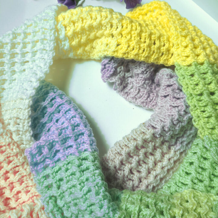 Infinity Scarf Crochet Pattern 'Spring Unicorn'