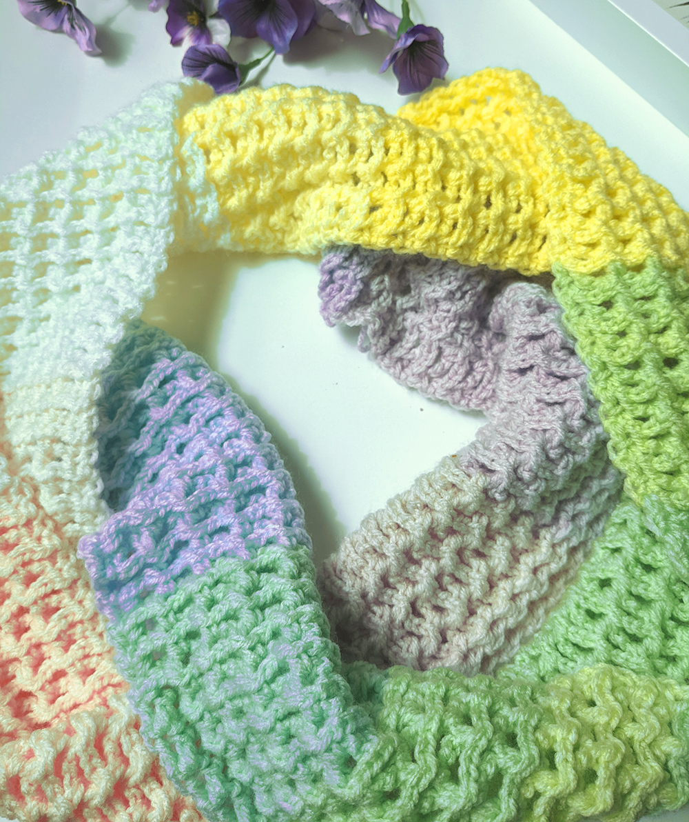 Infinity Scarf Crochet Pattern 'Spring Unicorn'