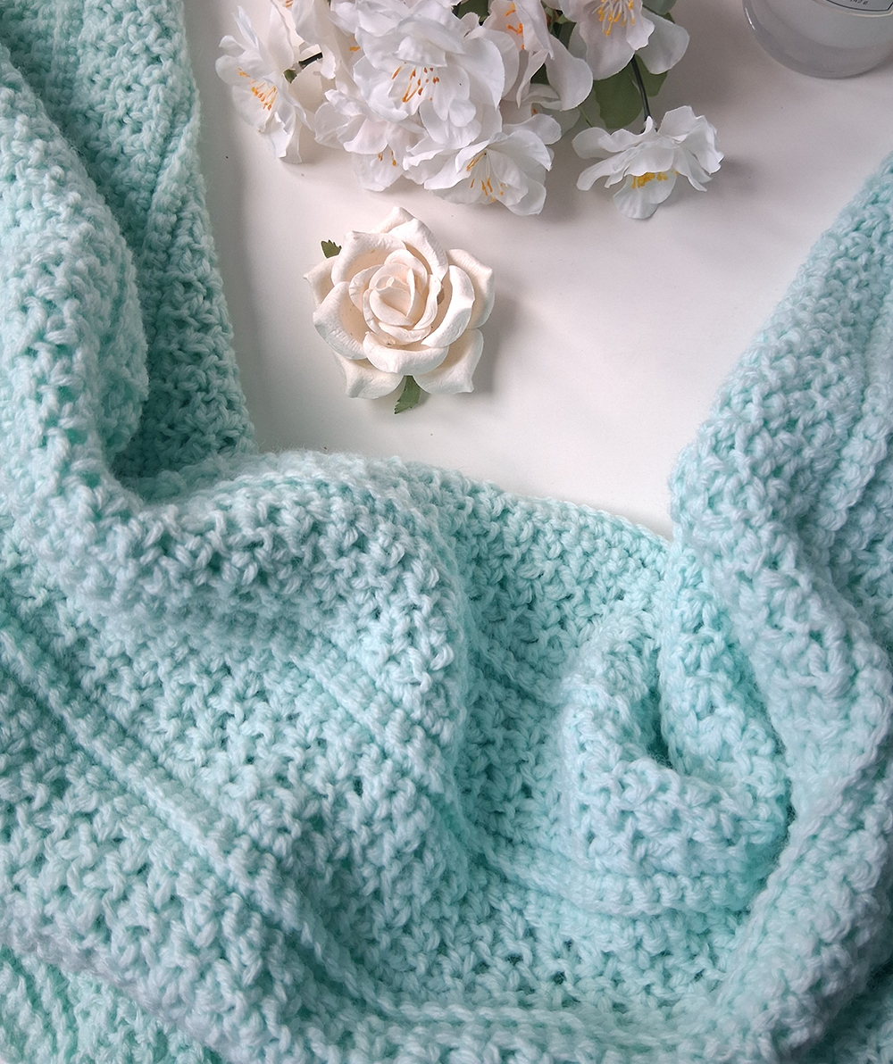 Crochet a Unique Baby Blanket 'Early Spring'