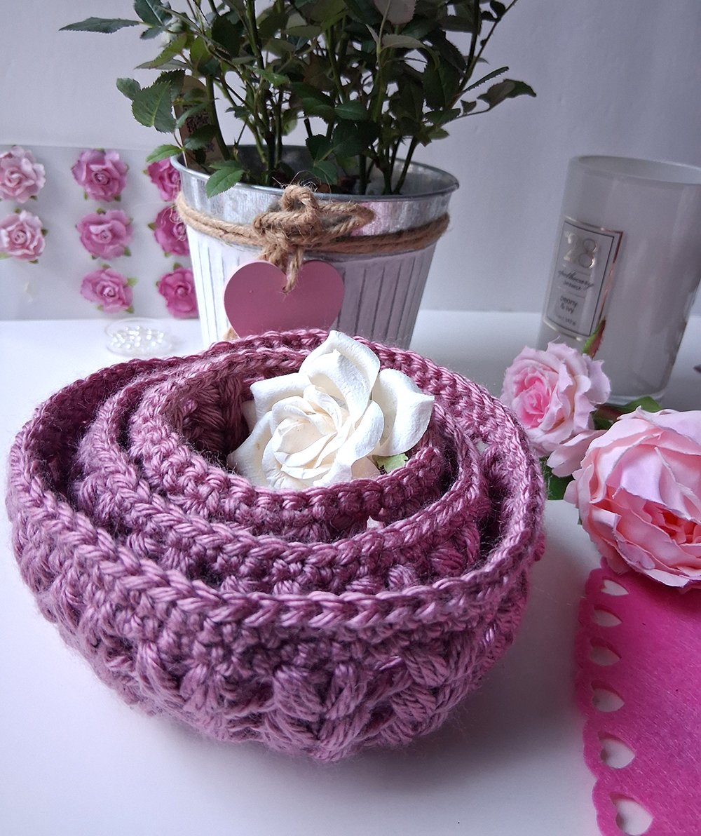 nesting crochet baskets - free pattern